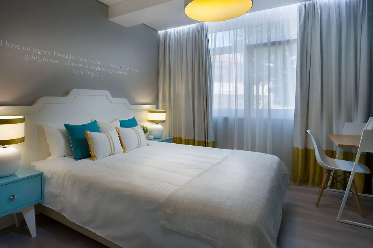 Chic Studios Parede Guest house